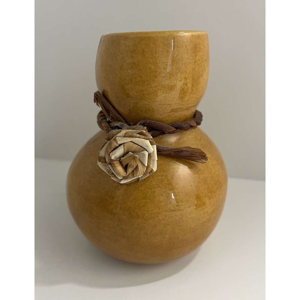 Vintage Ceramic IPU 6H X 4.5 Hawaii Pottery Ceramic Gourd Vase Hawaiian Hula